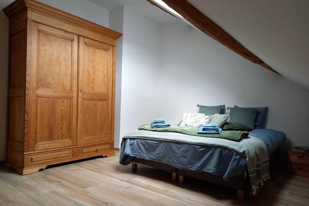 Apartmán Le Grenier De Charlotte Libin Exteriér fotografie