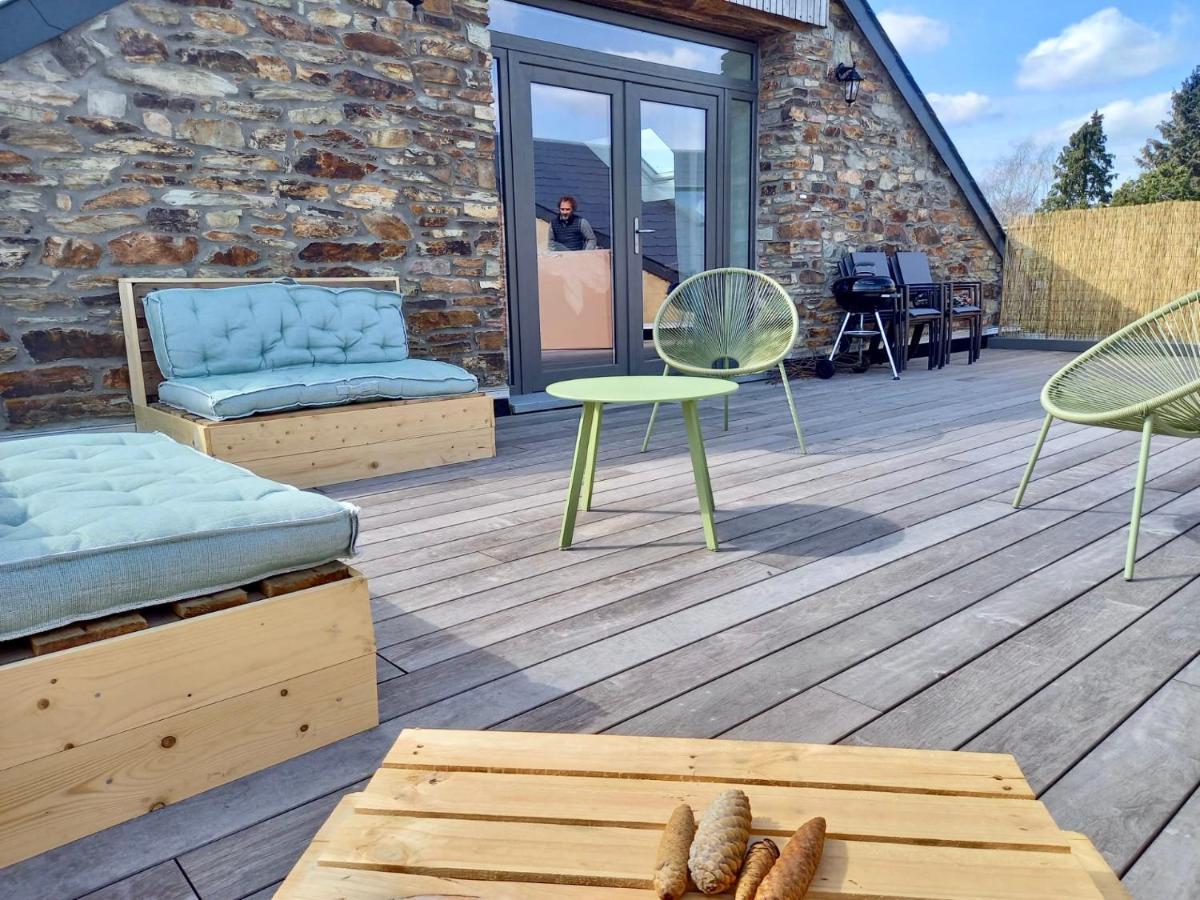 Apartmán Le Grenier De Charlotte Libin Exteriér fotografie