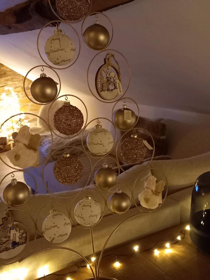 Apartmán Le Grenier De Charlotte Libin Exteriér fotografie